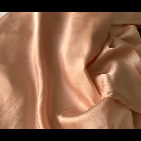 Pretty little Thing 10 Gold Pink Satin Dress - Picture 5 of 7